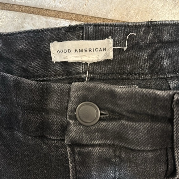 Good American Good Legs Straight Jeans 2 Washed Black - Picture 3 of 7